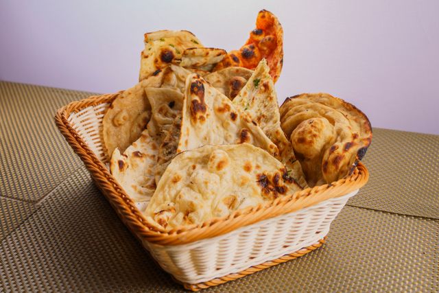 Review naan