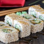 tips menggulung sushi