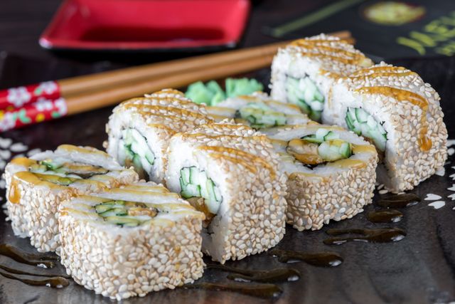 tips menggulung sushi
